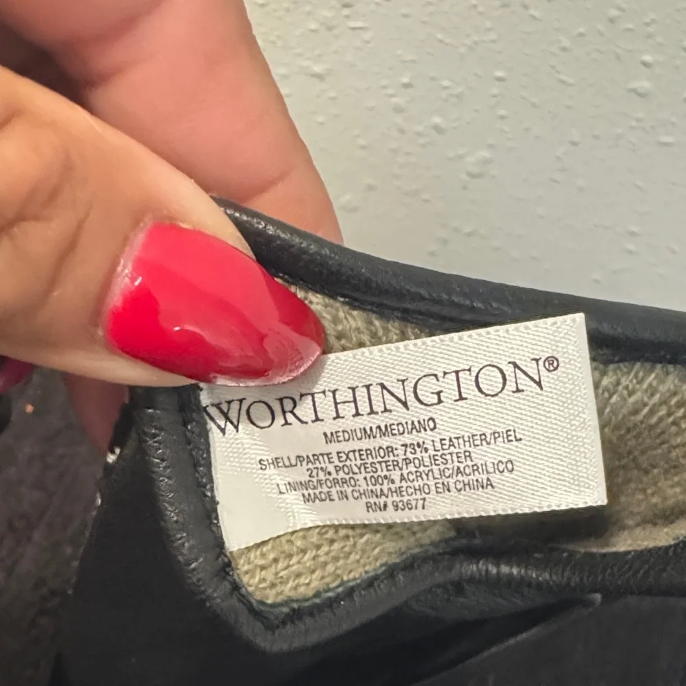 Worthington Classic Houndstooth Gloves